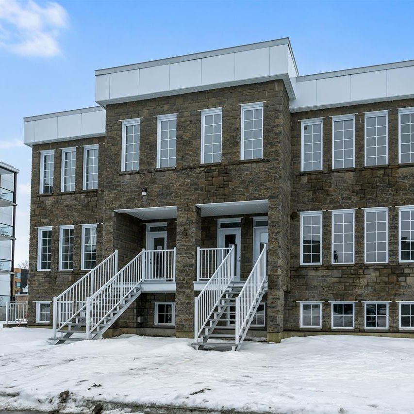 718-2 - 718 Chemin D'Aylmer, Aylmer - Photo 1