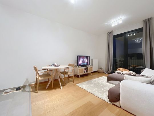 1 slpk app met terras en inpandige parkeerplaats - Photo 1