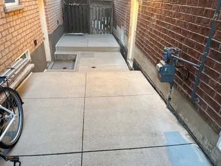 For Lease - 157 Hollywood Hill Circle Unit# Lower, Vaughan, Ontario - Photo 2