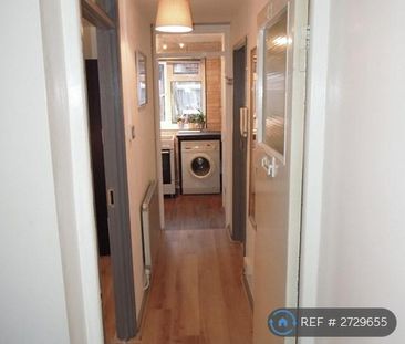 1 bedroom flat to rent - Photo 6