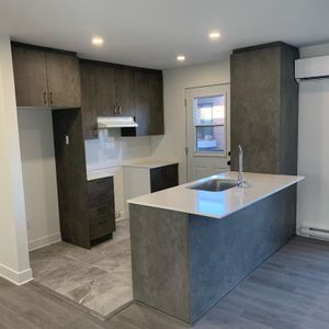 Grand 3 1/2 à Laval - Duvernay - Photo 2