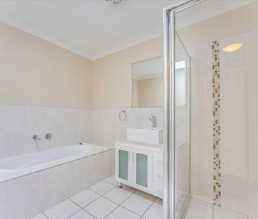 Quality Family Home - Photo 5