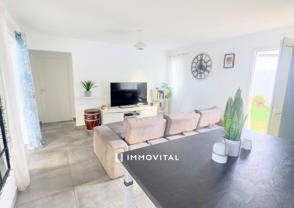 Location Maison 4 pièces 76m² LAMENTIN 97129 - Photo 1