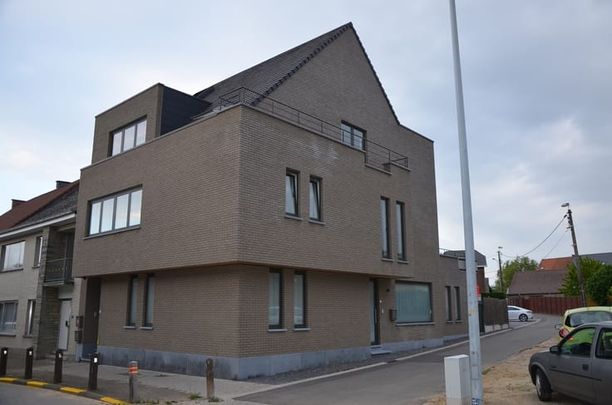 Appartement te huur - Foto 1
