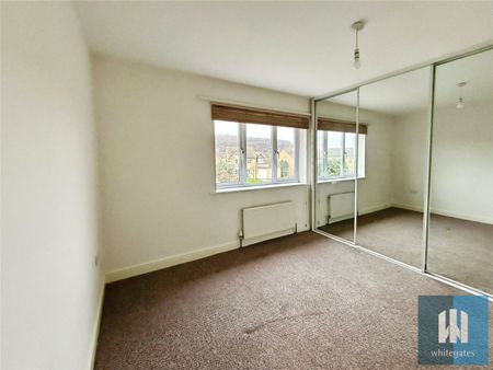 Old Earth, Elland, HX5 - Photo 4