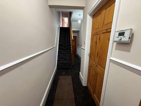 Willows Crescent, Birmingham, B12 - Photo 2