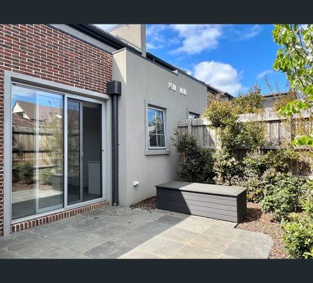 2/7B Montgomery Street, Brighton East, Vic 3187 - Photo 5