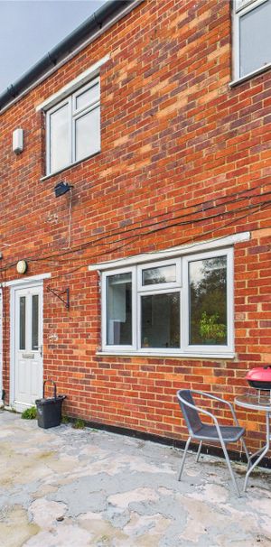 Yorktown Road, Sandhurst Yorktown Road, Sandhurst - Photo 2