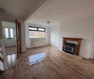 3 bedroom terraced house to rent - Photo 3