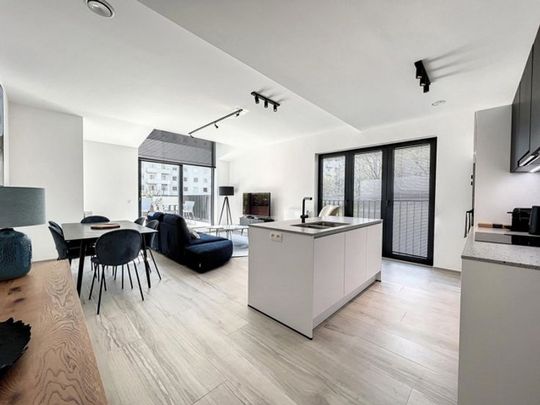 Appartement te huur - Photo 1