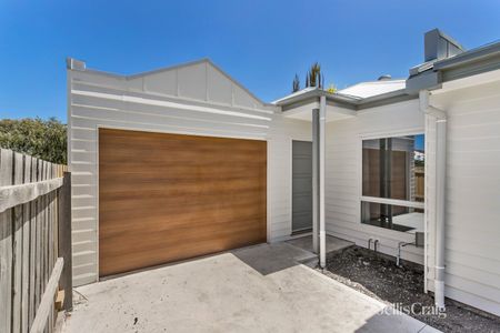 4/115 Park Crescent, Williamstown North VIC 3016 - Townhouse For Rent | Domain - Photo 3