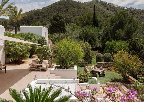 6 bedroom luxury Detached House for rent in Cala de Portinatx, Balearic Islands