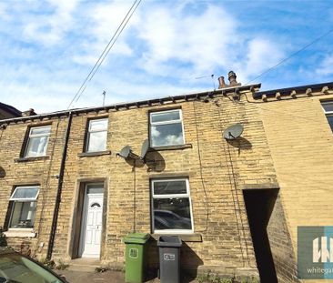 2 bedroom terraced house to rent - Photo 2