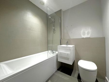 1 bedroom flat to rent - Photo 5