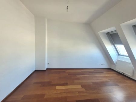 Großzügig angelegte Dachgeschoss Maisonette mit ca. 70qm Terrasse - Photo 5