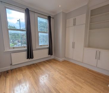 3 Bed Detached House, Chichele Road, NW2 - Photo 2