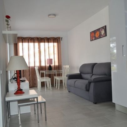 Apartment neu renoviert mit 2 Schlafzimmer im Herzen von Playa del Ingles - Foto 1
