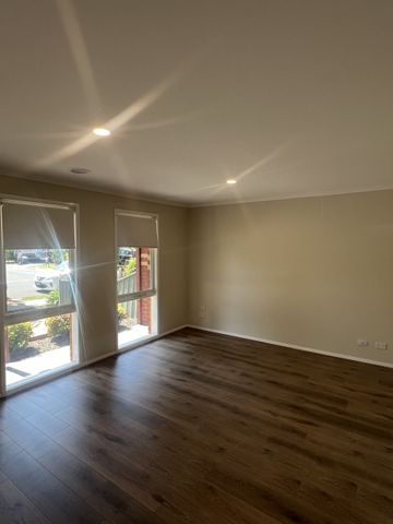 Delightful family home !! - Photo 2