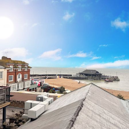 Eldon Place, The Parade, Broadstairs, CT10 1NA, Kent - Photo 4