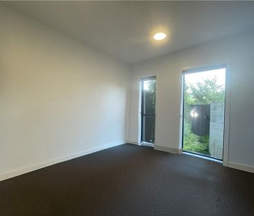 Welcome to 1/2 Hindmarsh Street - Photo 4