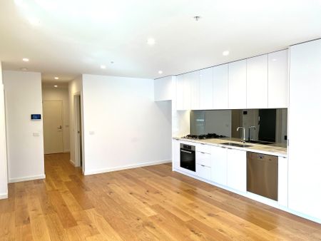 MODERN CONTEMPORARY APARTMENT - SUPERB LOCATION - Photo 3