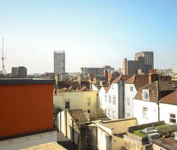 Midland Mews, - Photo 4