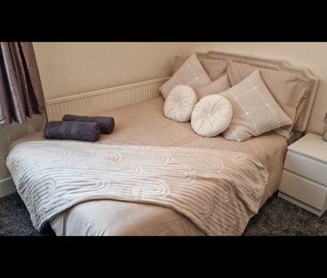 Room in a Shared House, Brook Road, CR7 - Photo 5