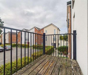 Vulcan Drive, The Parks, Bracknell, Berkshire, RG12 - Photo 5