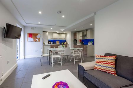 7 bedroom terraced house to rent - Photo 2