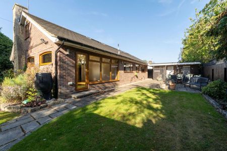 4 bedroom detached house to rent - Photo 2