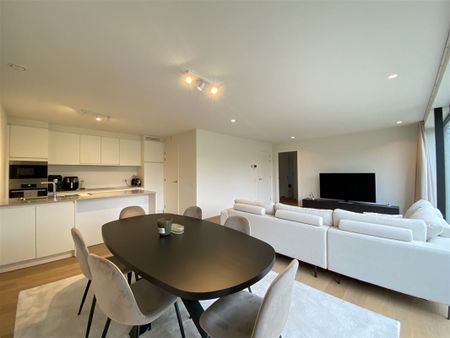 Gelijkvloers appartement met 2 slpk's en garage - Photo 4