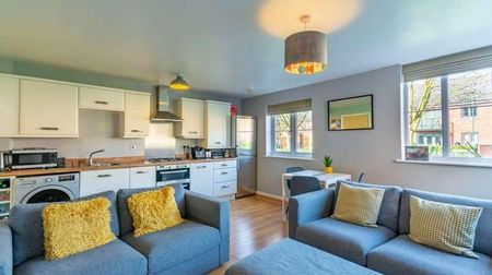 Wakefield Close, Wilford, NG11 - Photo 2