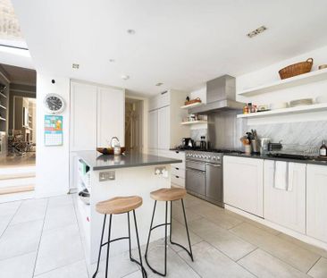 4 bedroom house to rent - Photo 1
