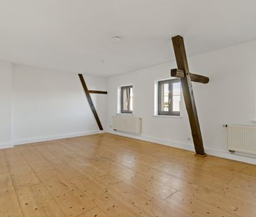 Attraktive Dachgeschosswohnung mit Einbauküche in der nördlichen In... - Foto 1