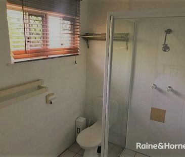 FULLY FURNISHED, AIR CONDITIONED INNER CITY UNIT! - Photo 3