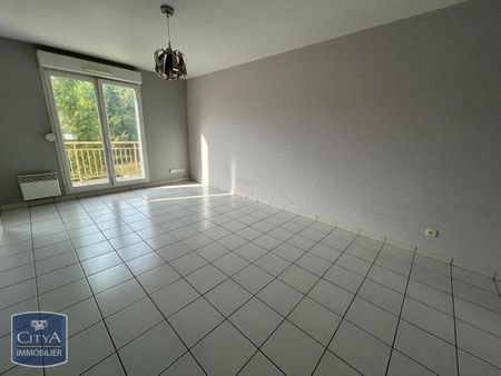 Location Appartement 2 pièces 43m² PETIT COURONNE 76650 - Photo 4