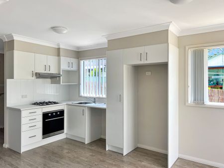 Low-Maintenance 2-Bedroom Granny Flat - Photo 3