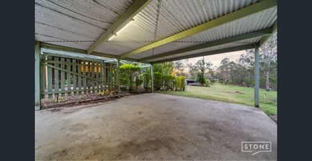 Country-Style Living on Acreage.. - Photo 5