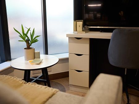 Studio to rent - Photo 5