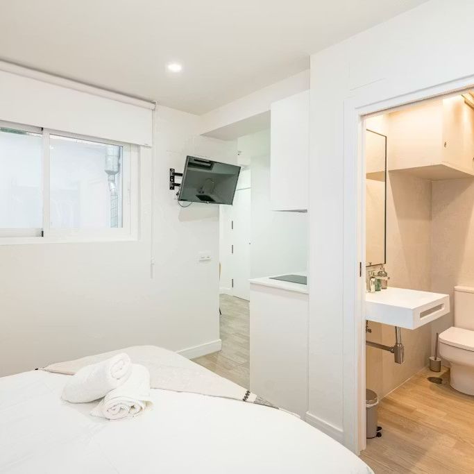 Calle San Juan, Málaga, Andalusia 29005 - Photo 1