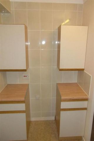 1 bedroom retirement property to rent - Photo 4