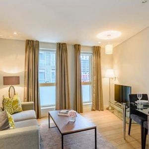 Merchant Square East, Paddington and Bayswater, London, W2 - Photo 2