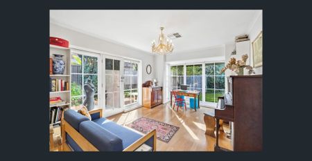 Contemporary Family Home in One of Adelaide’s Finest Suburb - Photo 3