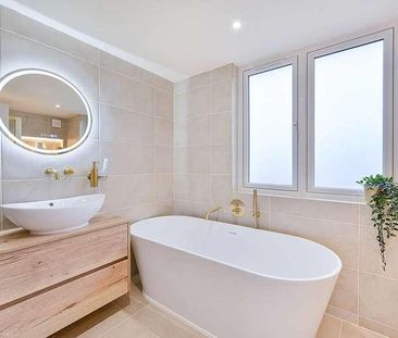 Chesterfield Road, Chiswick, W4 - Photo 4