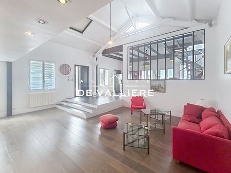 Location Maison 7 pièces 210m² NANTERRE 92000 - Photo 5