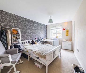 2 bed Ground Floor Flat for rent - Photo 3