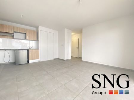 T2 AVEC BALCON ET PARKING - Photo 3