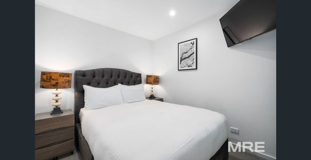 Stylish furnished apartment in prime location - Photo 1