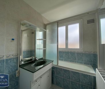Location Appartement 3 pièces 69m² CHATEAUROUX 36000 - Photo 5