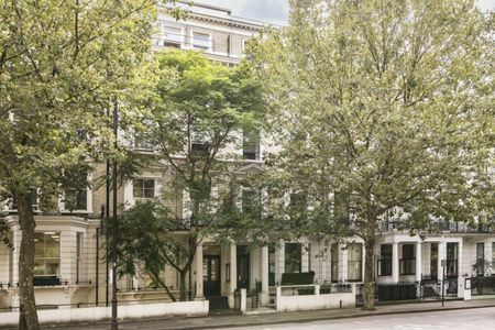 Cromwell Road, Earls Court, SW5 - Photo 3
